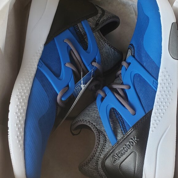 NWT Reebok HAYASU sneakers US9.5 - Picture 7 of 7